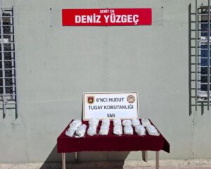 van hudut hattinda uyusturucu operasyonu 18 kilo ele gecirildi juygTUYH.jpg